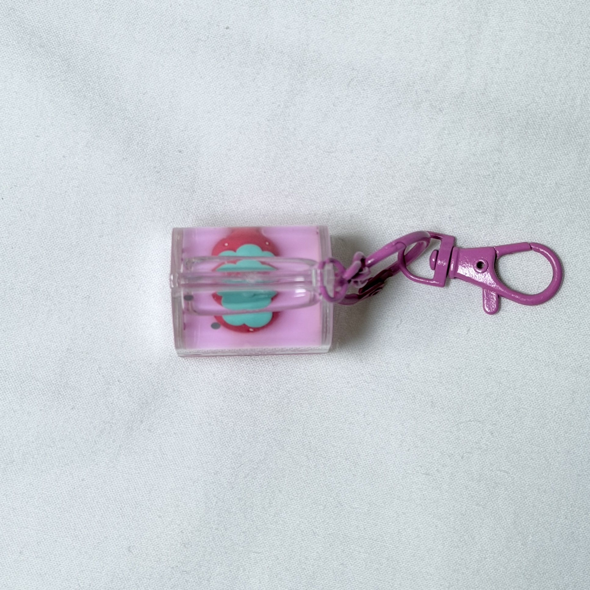 This is a photo of keychain top view.